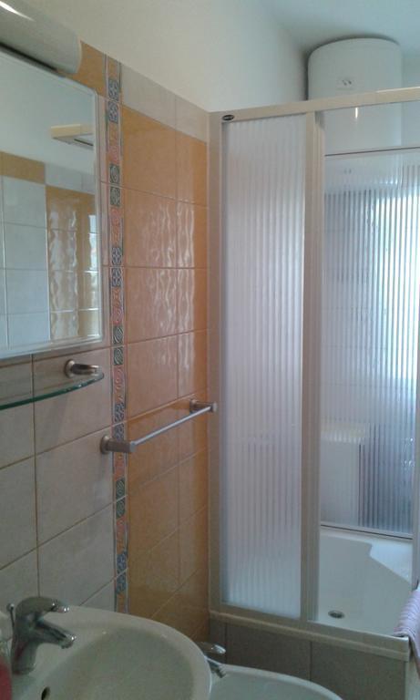 Apartman Sulic Podgora Esterno foto