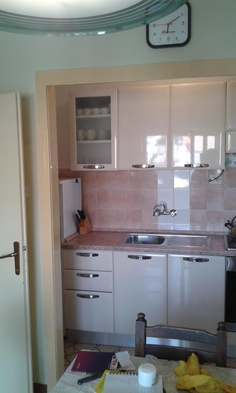 Apartman Sulic Podgora Esterno foto