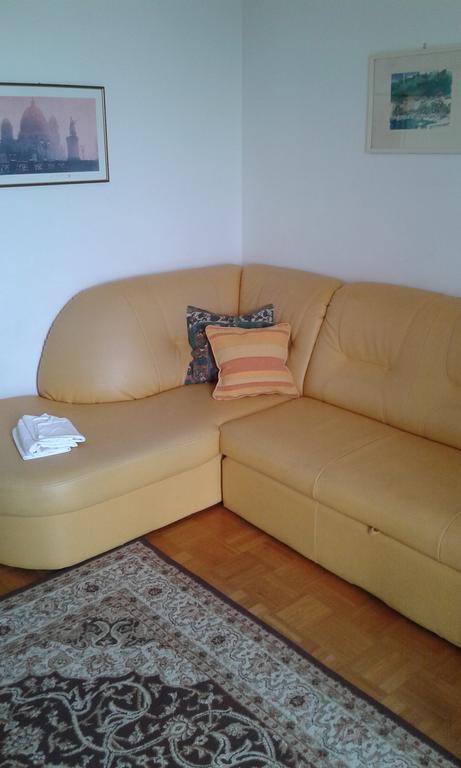 Apartman Sulic Podgora Esterno foto